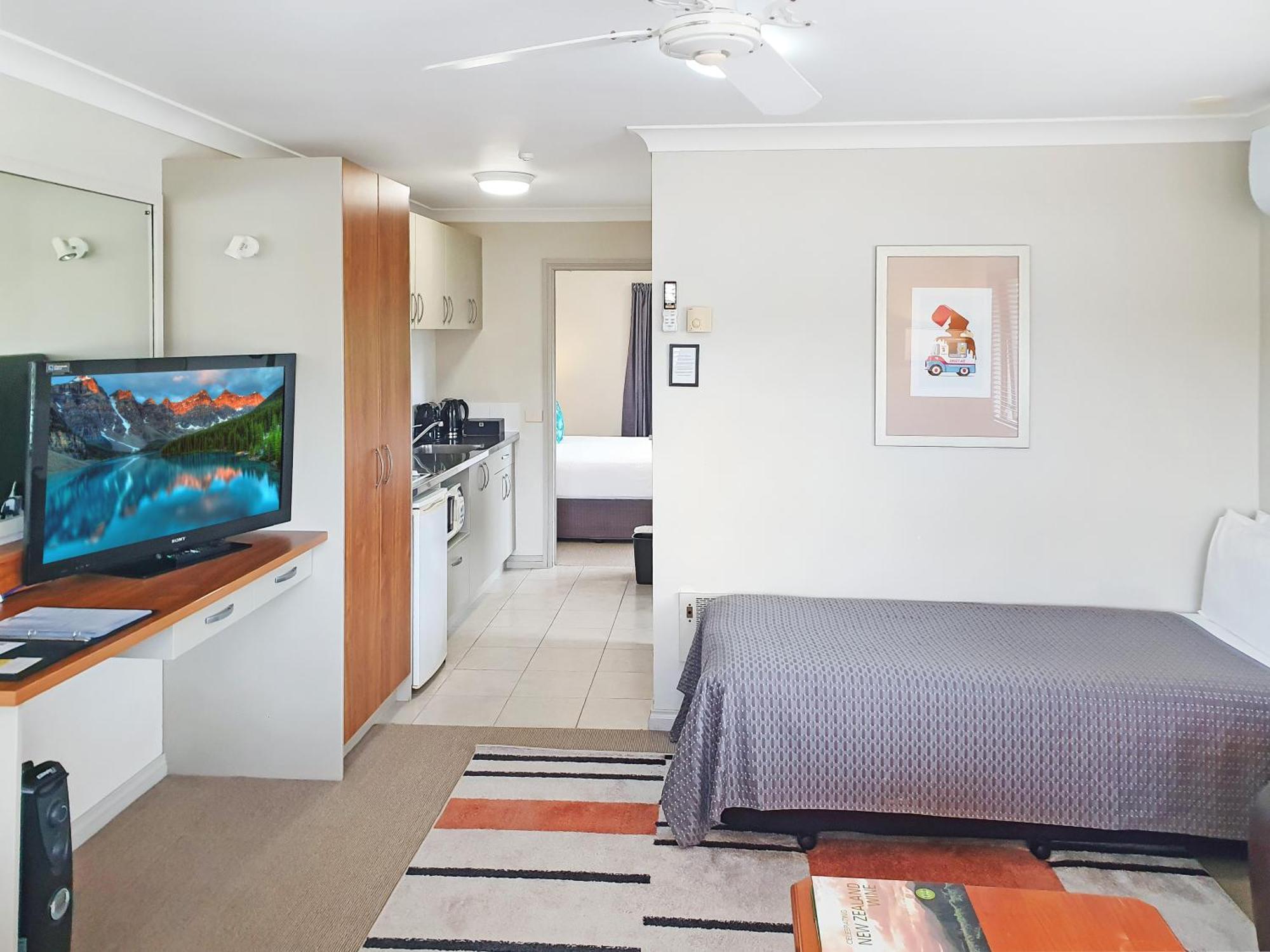 Whangaparaoa Lodge Ngoại thất bức ảnh