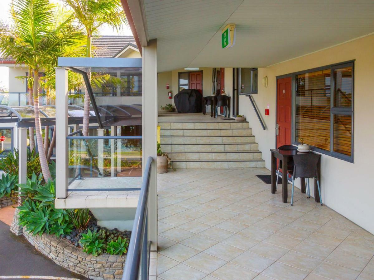 Whangaparaoa Lodge Ngoại thất bức ảnh