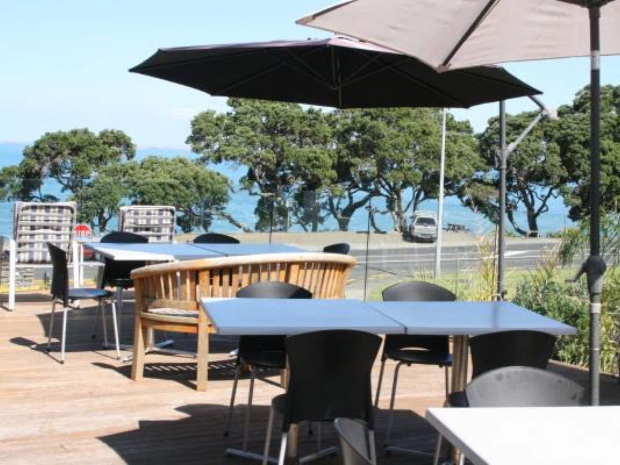 Whangaparaoa Lodge Ngoại thất bức ảnh